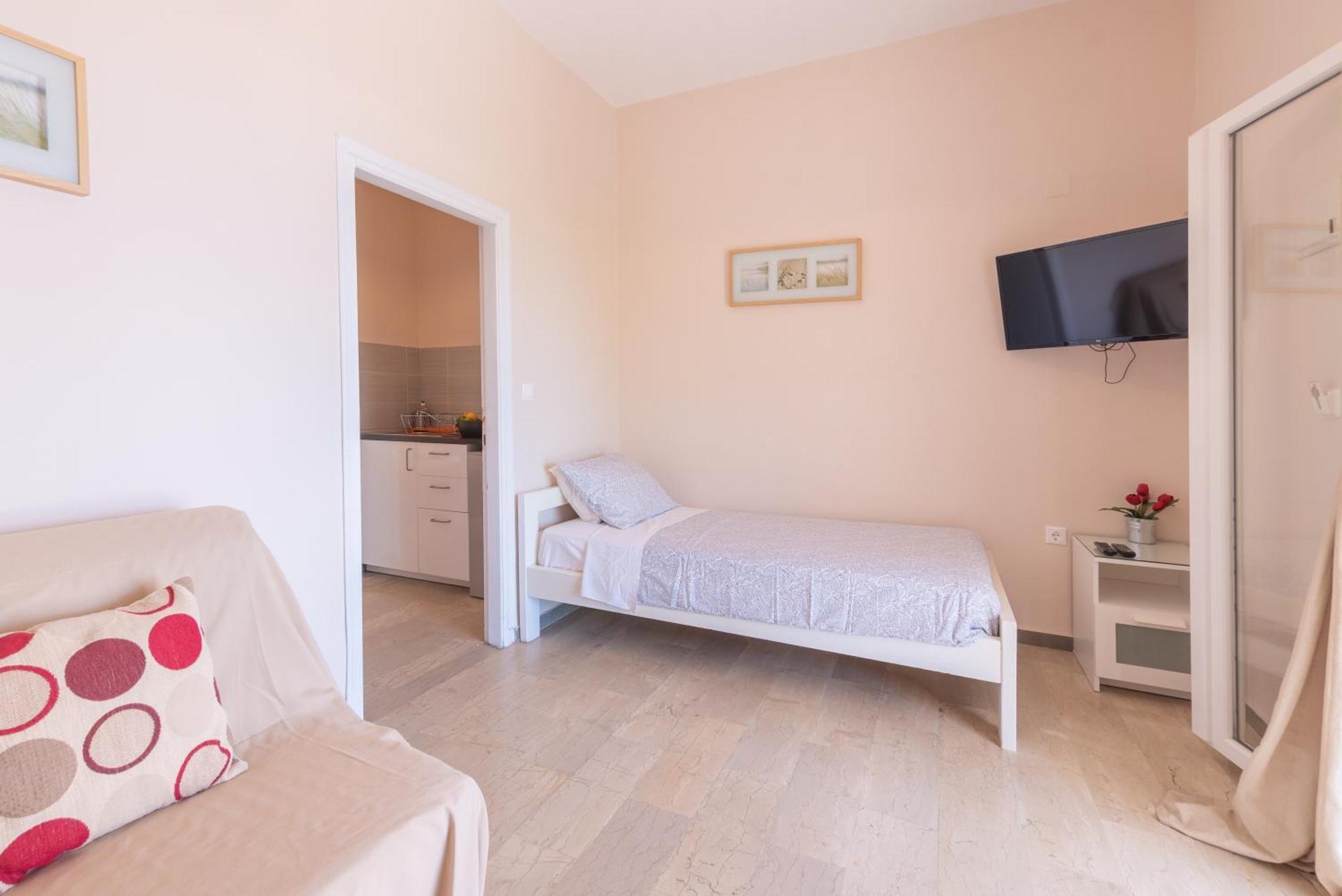 Eden Sea View Studios Mesongí Dış mekan fotoğraf